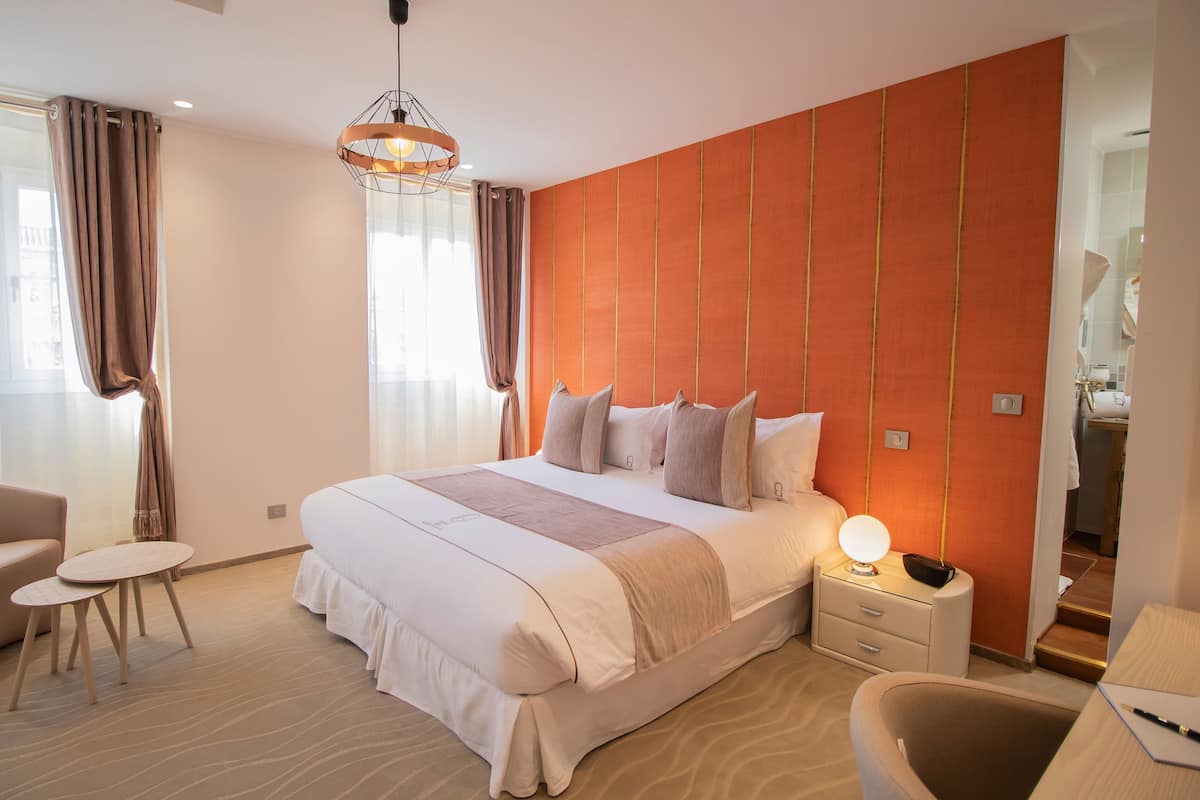 Tweepersoonskamer, uitzicht op stad (Laurel) | 1 slaapkamer, lakens van Egyptisch katoen, luxe beddengoed