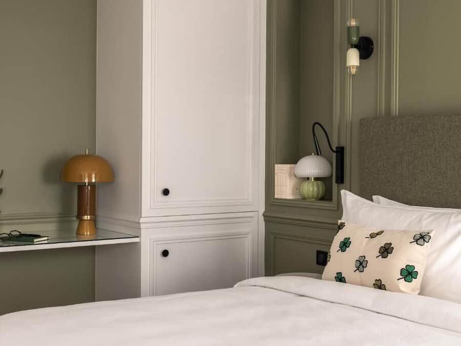 Habitación clásica doble, vistas a la ciudad | 1 dormitorio, sábanas de algodón egipcio, ropa de cama de alta calidad