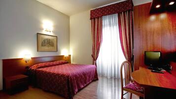 Double or Twin Room | Down comforters, in-room safe, desk, blackout drapes