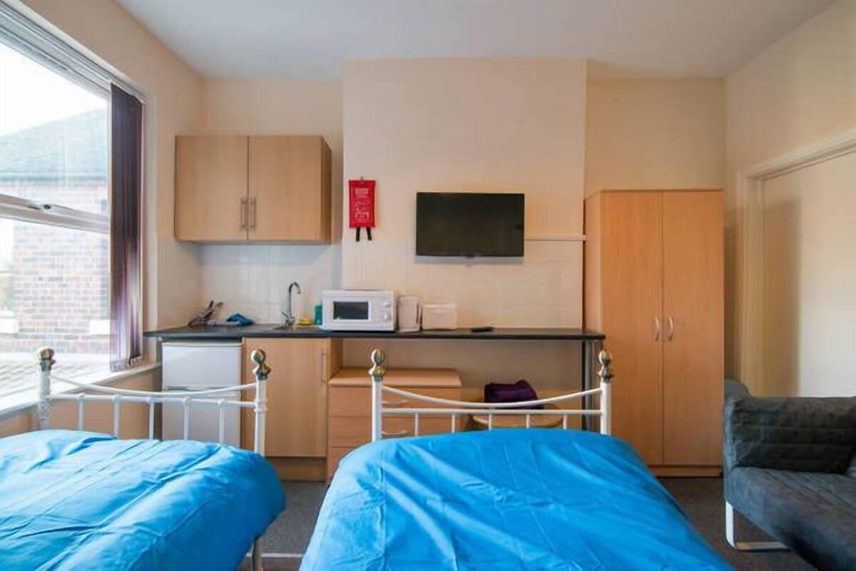 Standard Twin Room