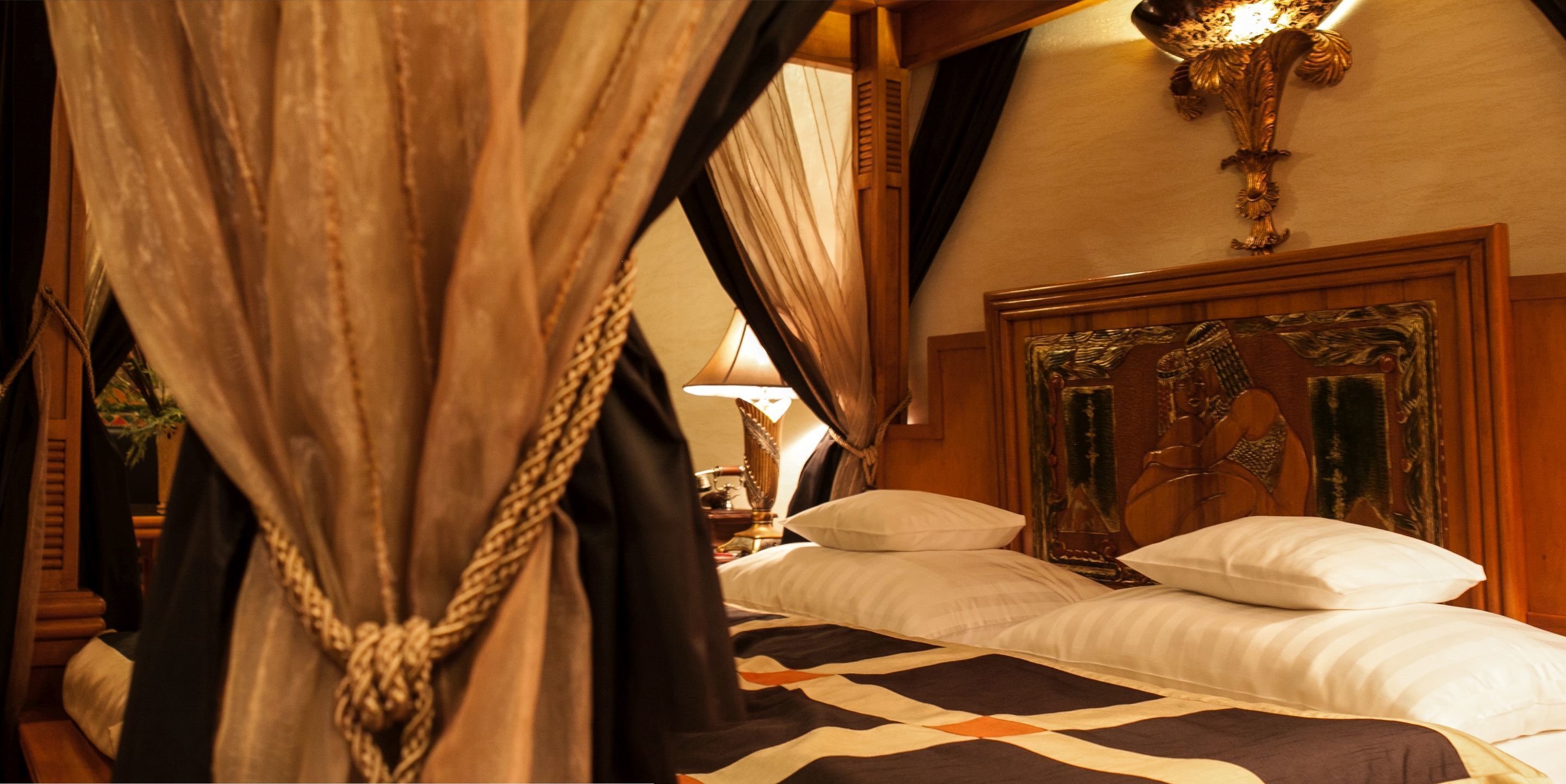 executive double room | premium bedding, desk, soundproofing, iron/ironing board