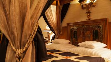 エグゼクティブ ダブルルーム | 高級寝具、デスク、防音設備、アイロン / アイロン台