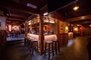 Bar (en la propiedad)