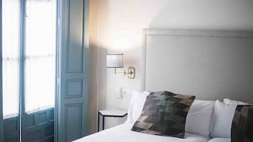 Deluxe Double Room, Balcony | Blackout drapes, iron/ironing board, free WiFi