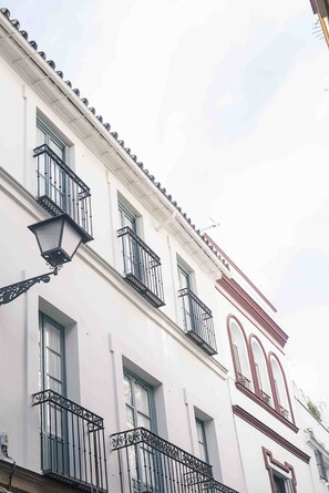 Fachada de la propiedad