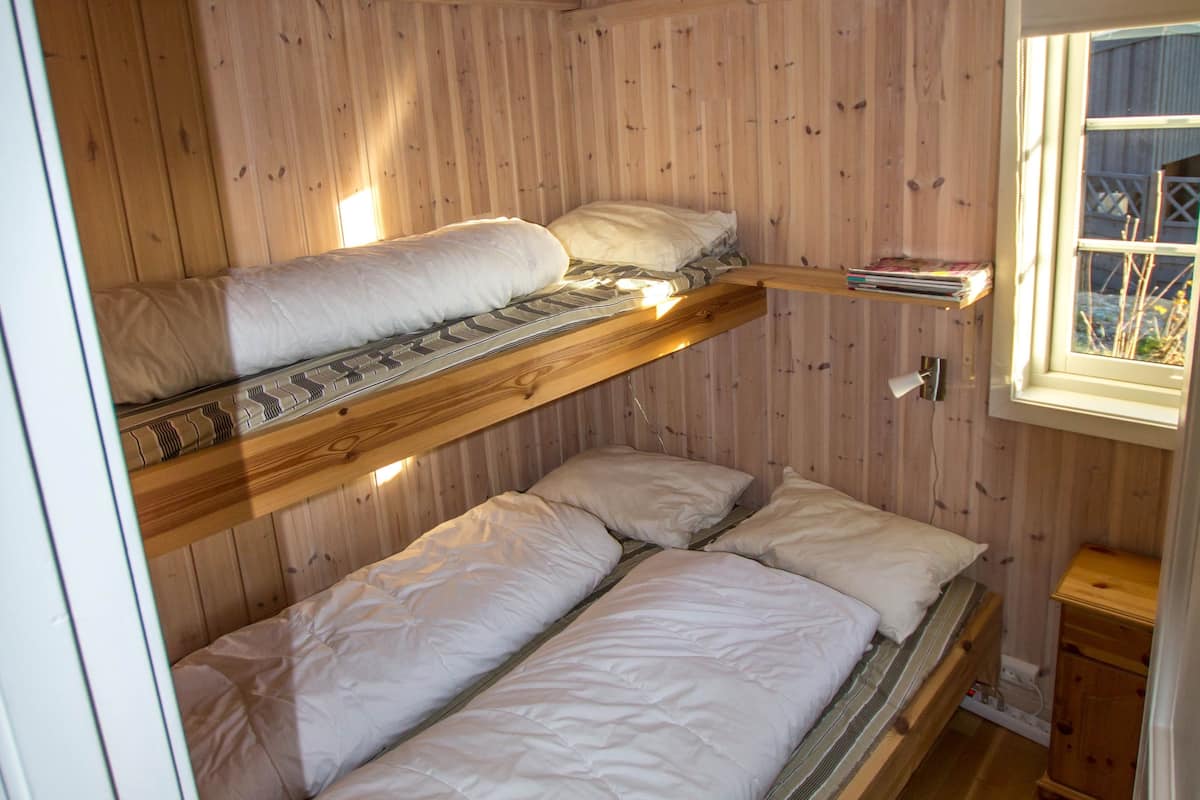 Sandlihytta: Family Cabin, 4 Bedrooms, Sauna, Mountain View