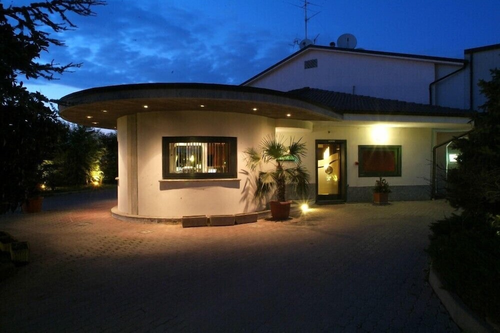 Motel K