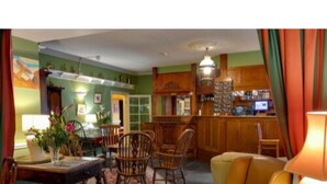 Lounge - Wynnstay Hotel (Machynlleth)