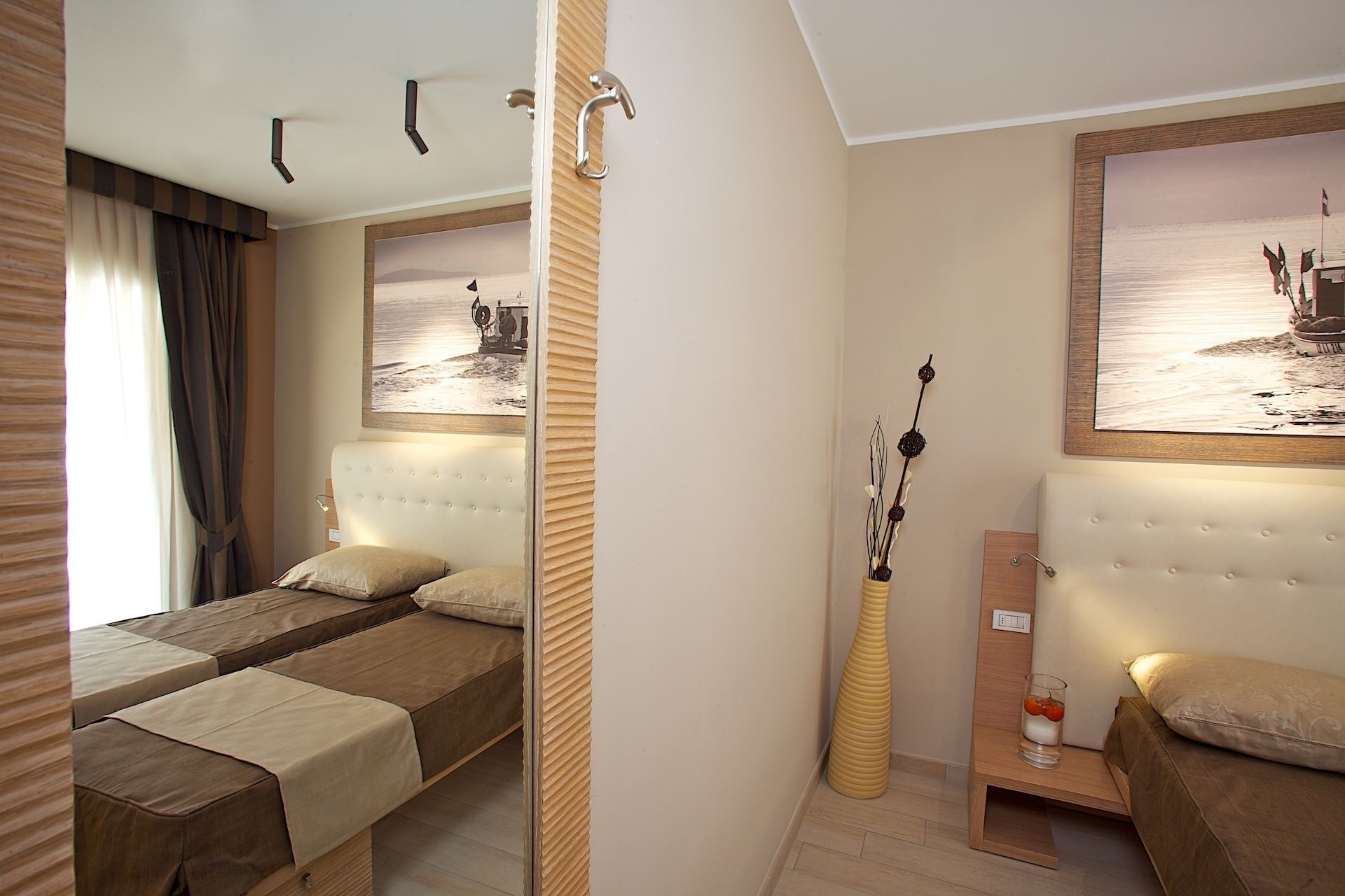 classic double room, 1 bedroom, balcony, hill view | frette italian sheets, premium bedding, minibar, in-room safe