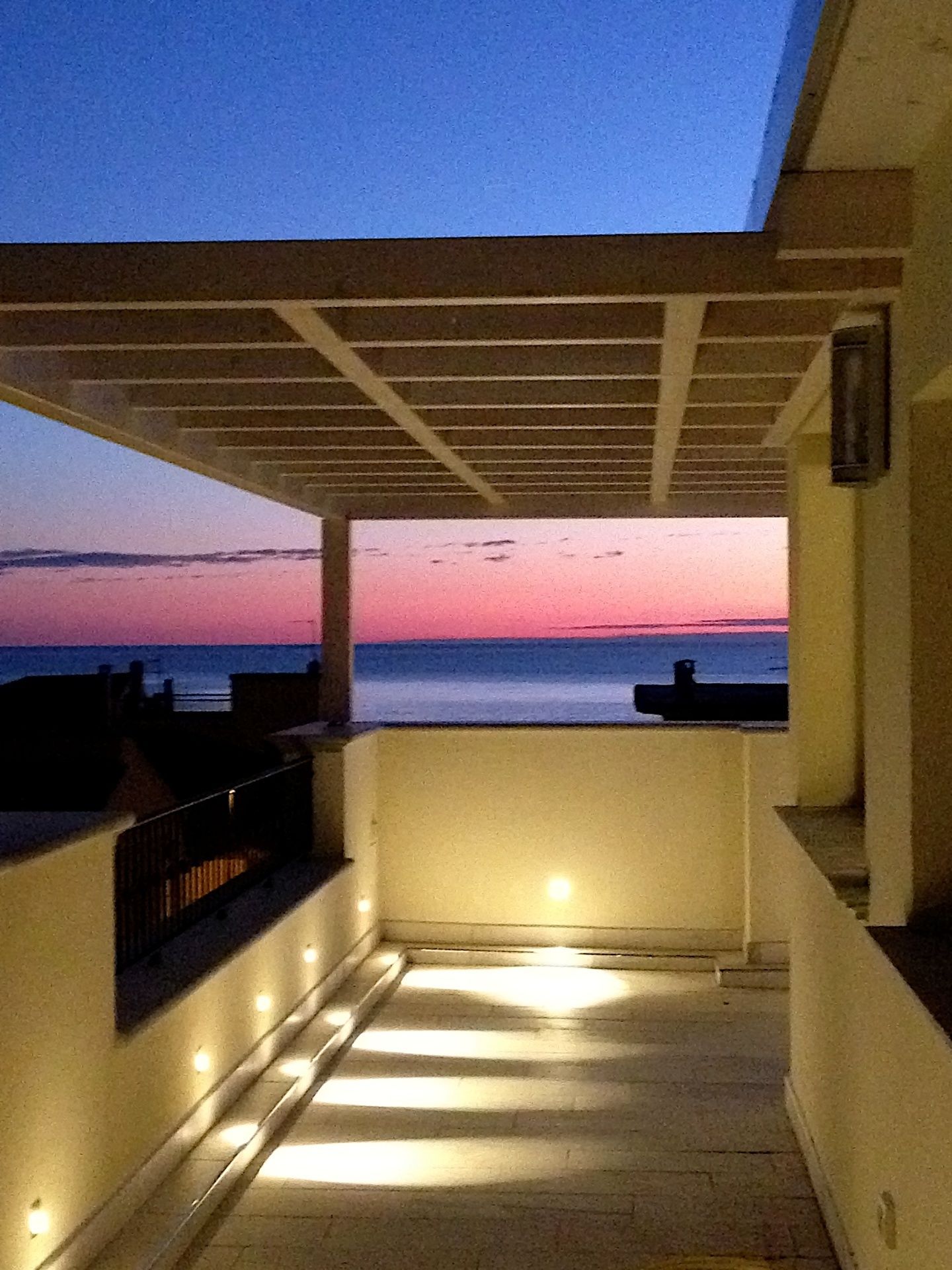 الإطلالة من المنشأة