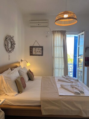 Double Room (First Floor) | Hypo-allergenic bedding, in-room safe, soundproofing, iron/ironing board