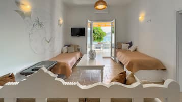 Apartment, 1 Bedroom, Sea View | Living area