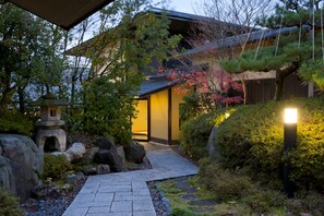 Exterior - Ryotei Manyou (Nomi)