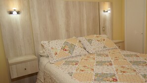 Economy Triple Room | View from room