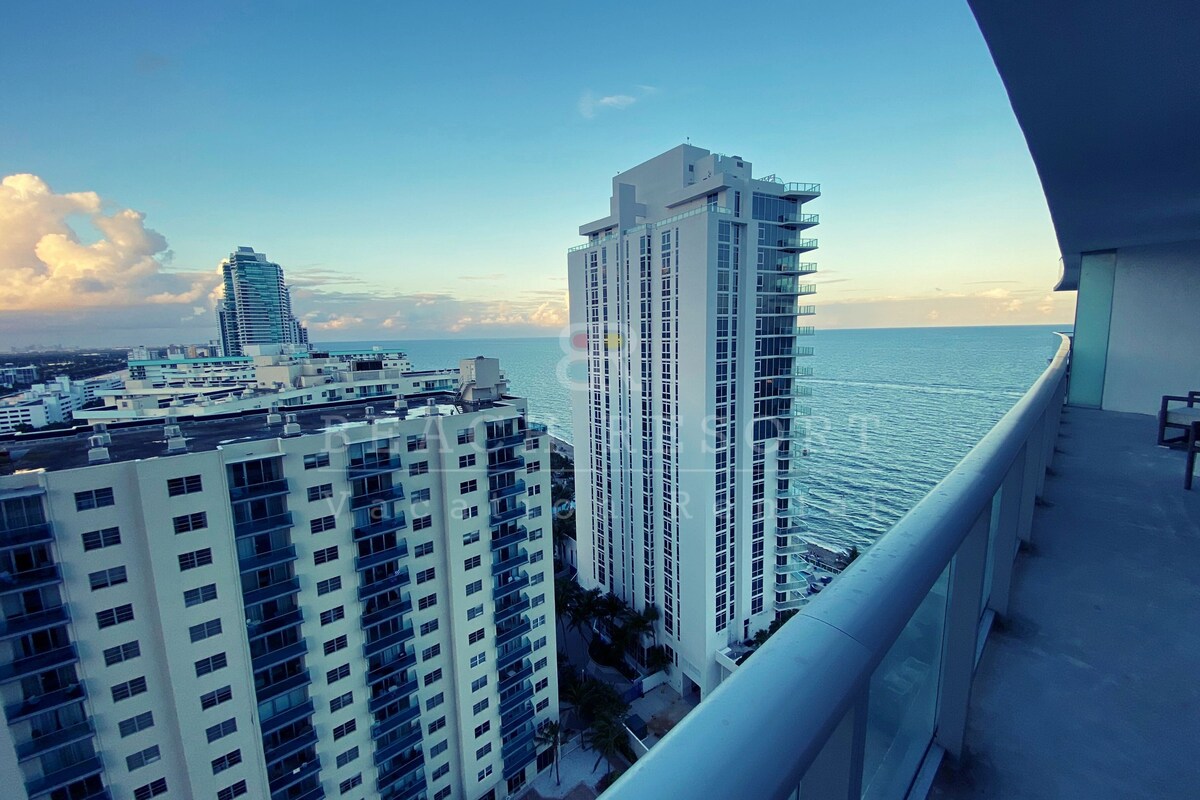 Deluxe Apartment, 2 Bedrooms, Partial Ocean View POV | Premium bedding, down comforters, pillowtop beds, in-room safe