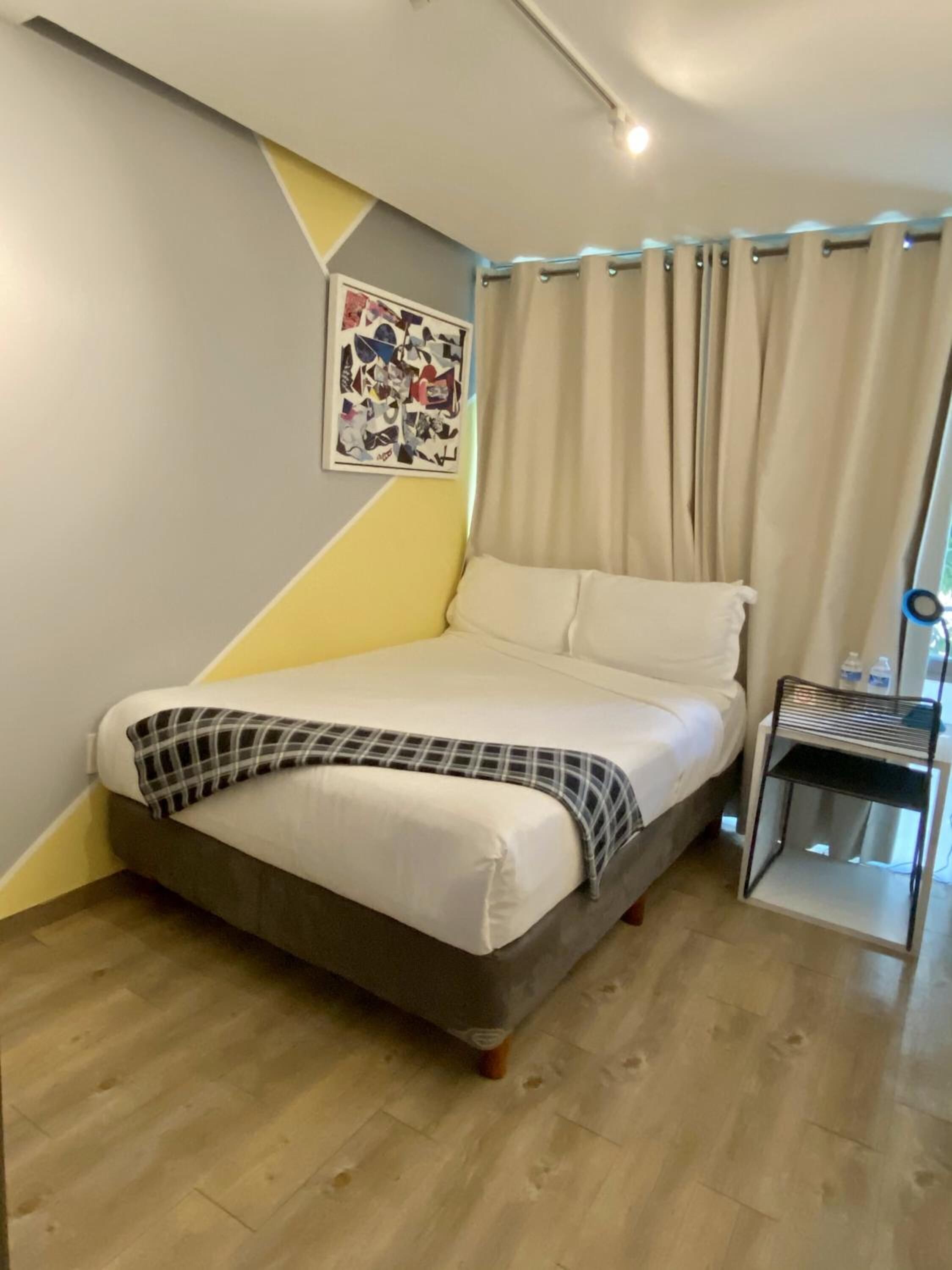 Työpöytä, silitysrauta/-lauta, ilmainen Wi-Fi