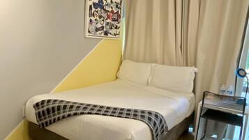 Työpöytä, silitysrauta/-lauta, ilmainen Wi-Fi