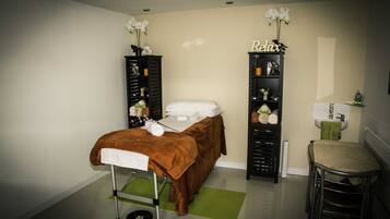 Body treatments, aromatherapy, reflexology, 1 treatment room, massages