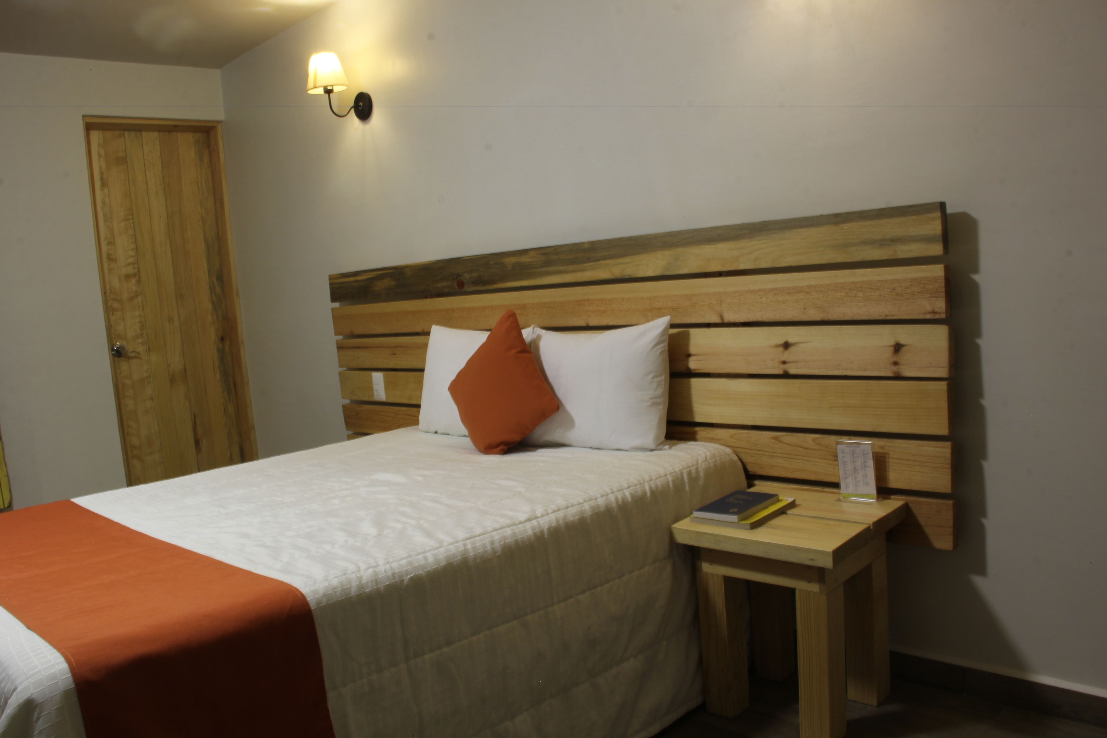 room, 1 queen bed | premium bedding, in-room safe, desk, free wifi