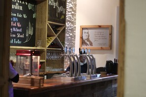 Bar (on property) - Hotel Palace Inn SCLC (San Cristóbal de las Casas)