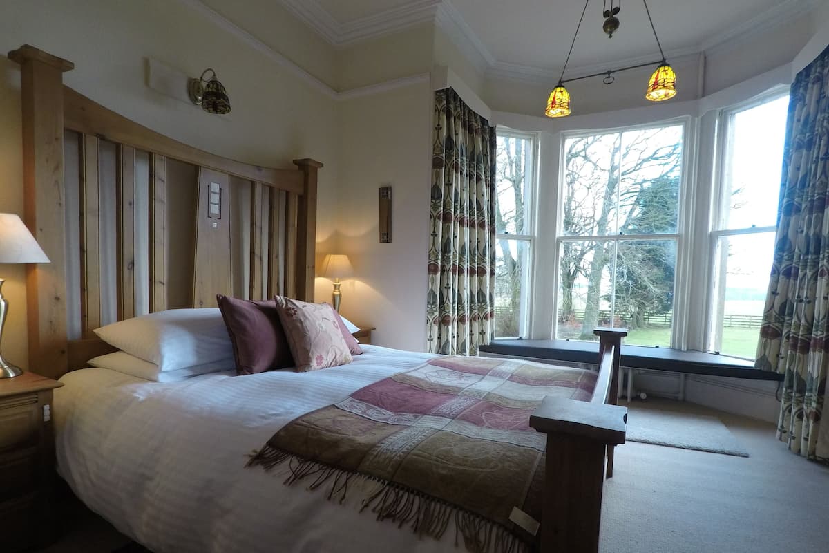 Traditioneel huis, 3 slaapkamers | 3 slaapkamers, luxe beddengoed, bedden met traagschuimmatras