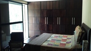 Suite (Master) | Ropa de cama de alta calidad, escritorio, wifi gratis