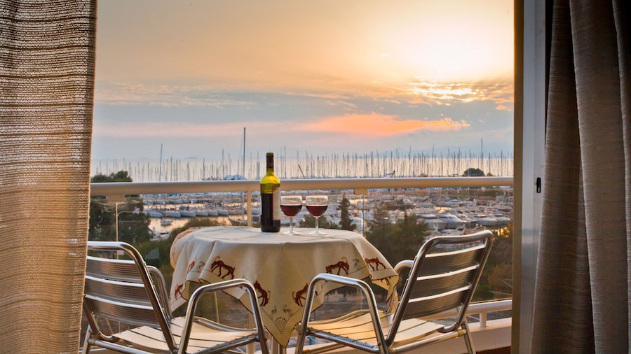 Marina Alimos Hotel Apartments