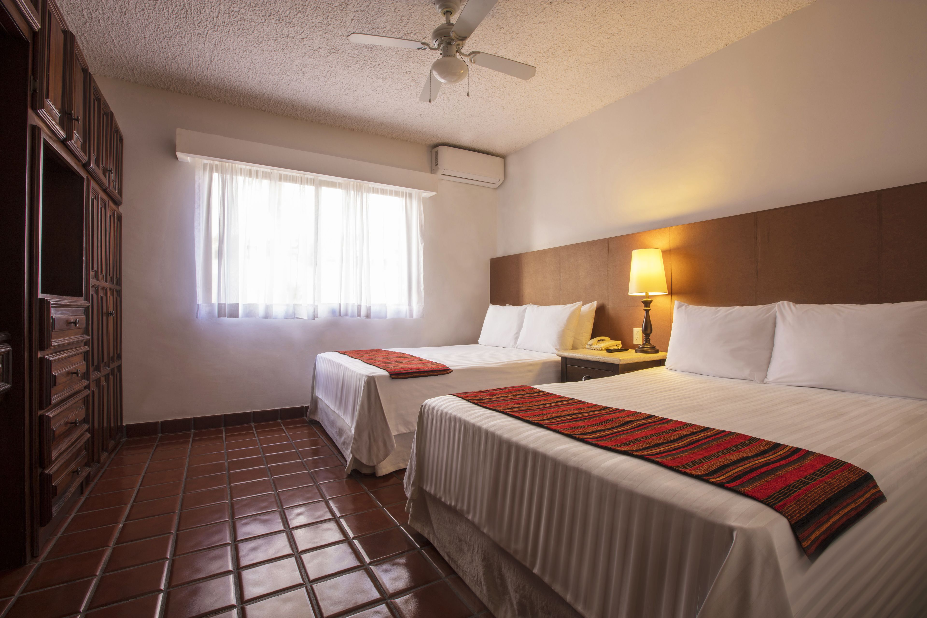 Standard Room ( ROH )