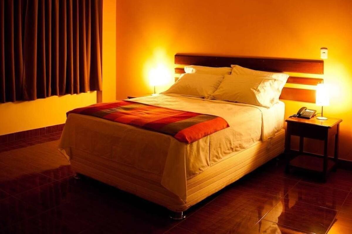 Double Room | In-room safe, desk, iron/ironing board, free WiFi