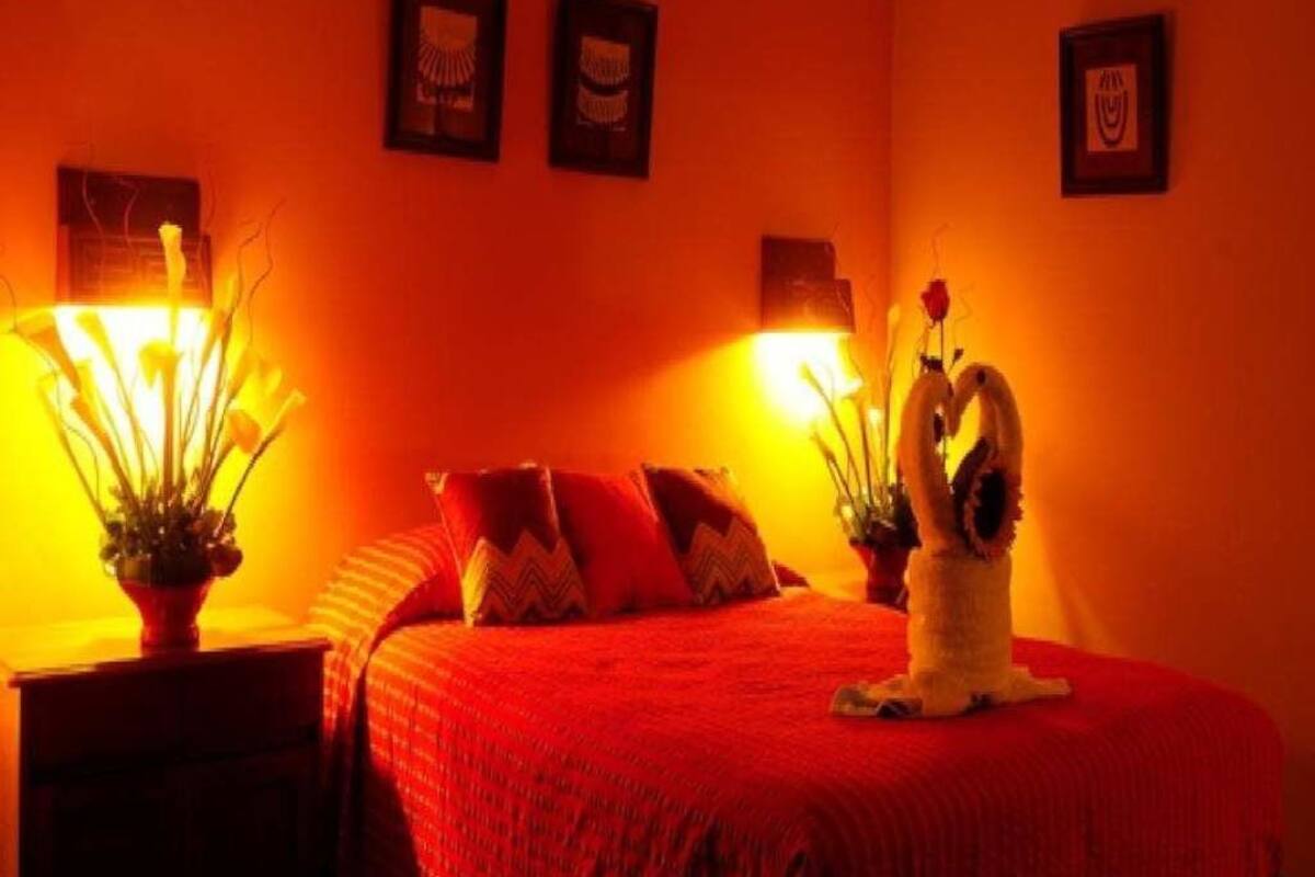 Single Room | In-room safe, desk, iron/ironing board, free WiFi