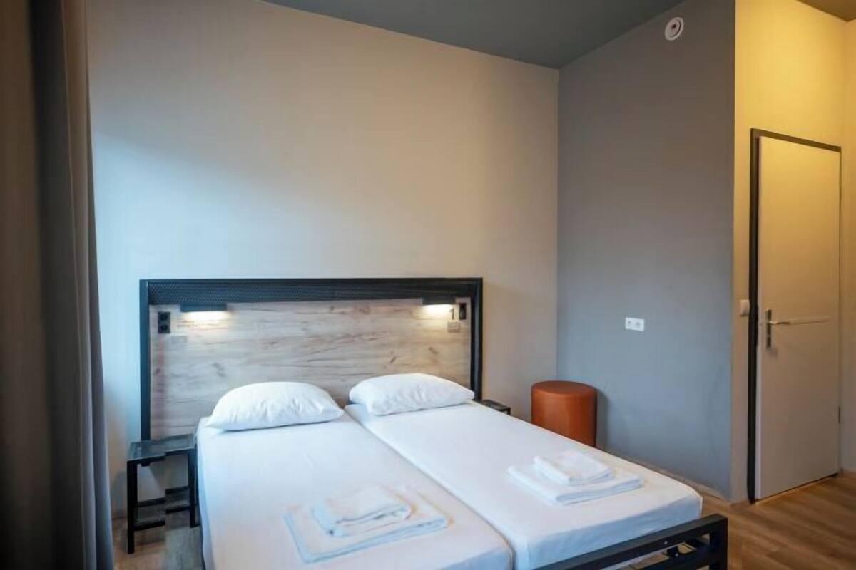 Blackout curtains, free WiFi, bed sheets