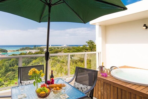 Balcony - Coldio Onna Hills (Onna)