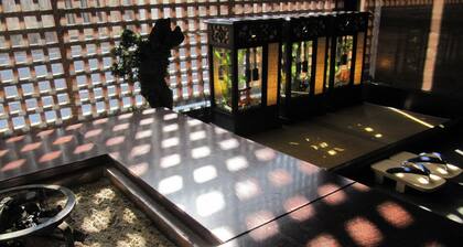 Dyeing and Hostel NAKASHIMAYA - Caters to Women