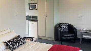 Desk, iron/ironing board, free WiFi, bed sheets
