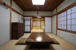 Traditional Room | Desk, free WiFi - Villa Kyoto Saiin (Kyoto)
