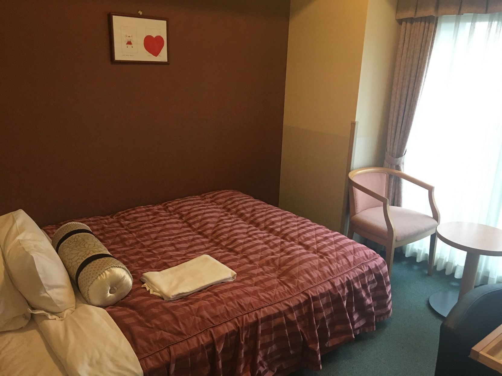Desk, soundproofing, iron/ironing board, free WiFi