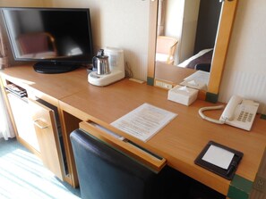Desk, soundproofing, iron/ironing board, free WiFi - Kuretake Inn Asahikawa (Asahikawa)