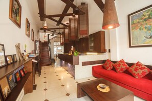 Lobby - Cinnamon Cathedral Hotel (Hanoi)