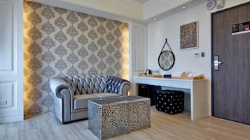 43-inch LCD TV with digital channels, TV