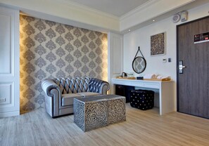 43-inch LCD TV with digital channels, TV