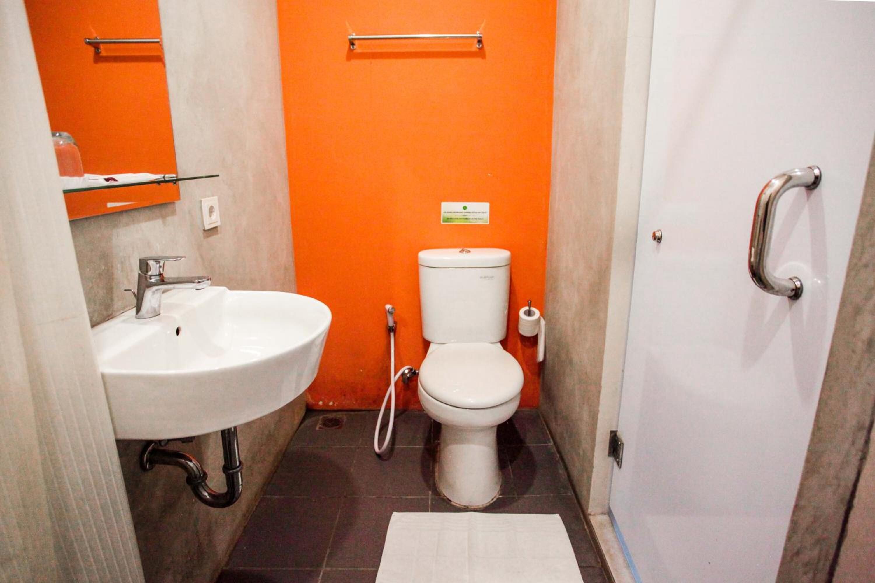 Foto - LeGreen Suite Supomo