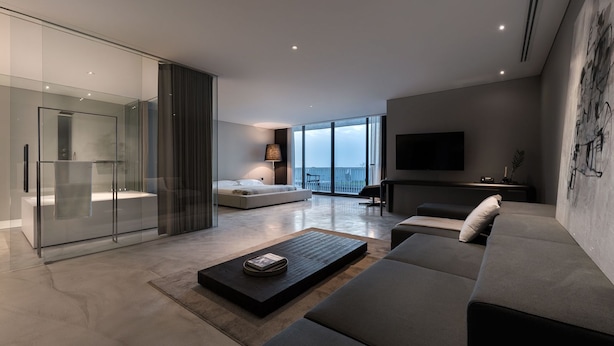 Only Suite