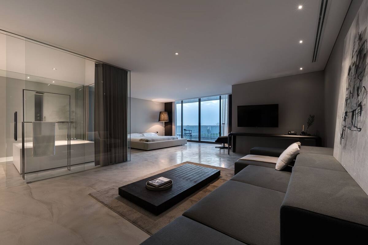 Only Suite | Minibar, in-room safe, free WiFi