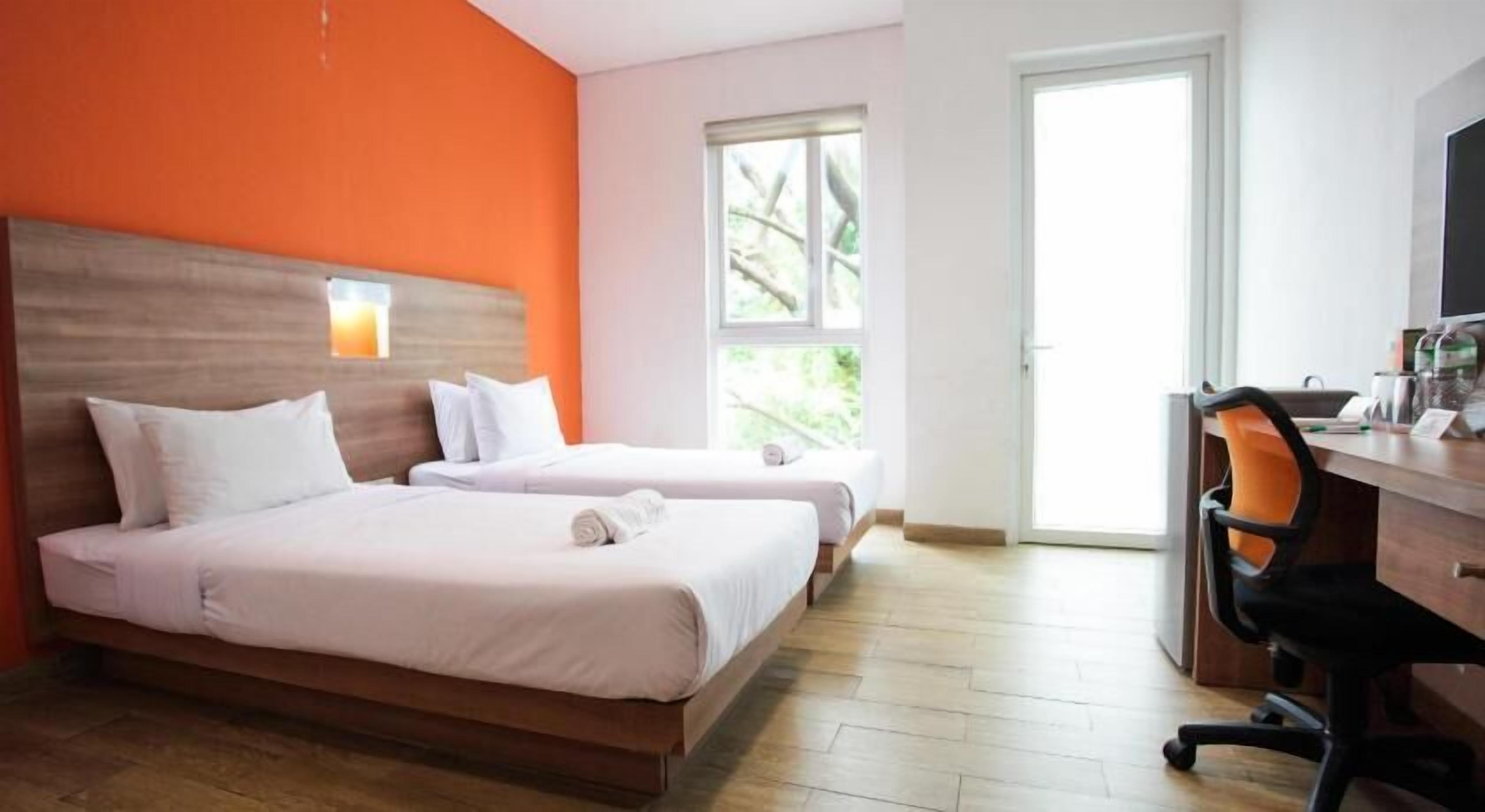 Skrivbord, ljudisolering, gratis wi-fi och sängkläder