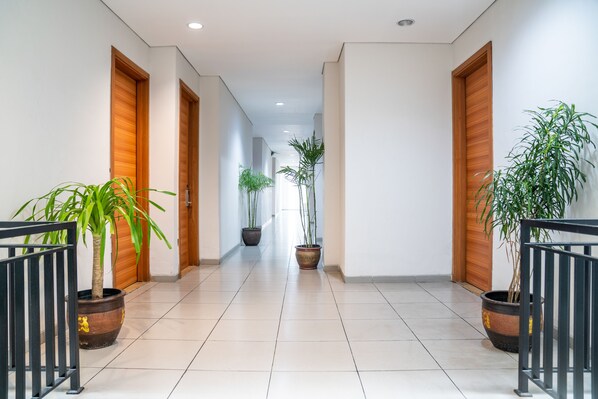 Interior entrance - LeGreen Suite Kuningan (Jakarta)