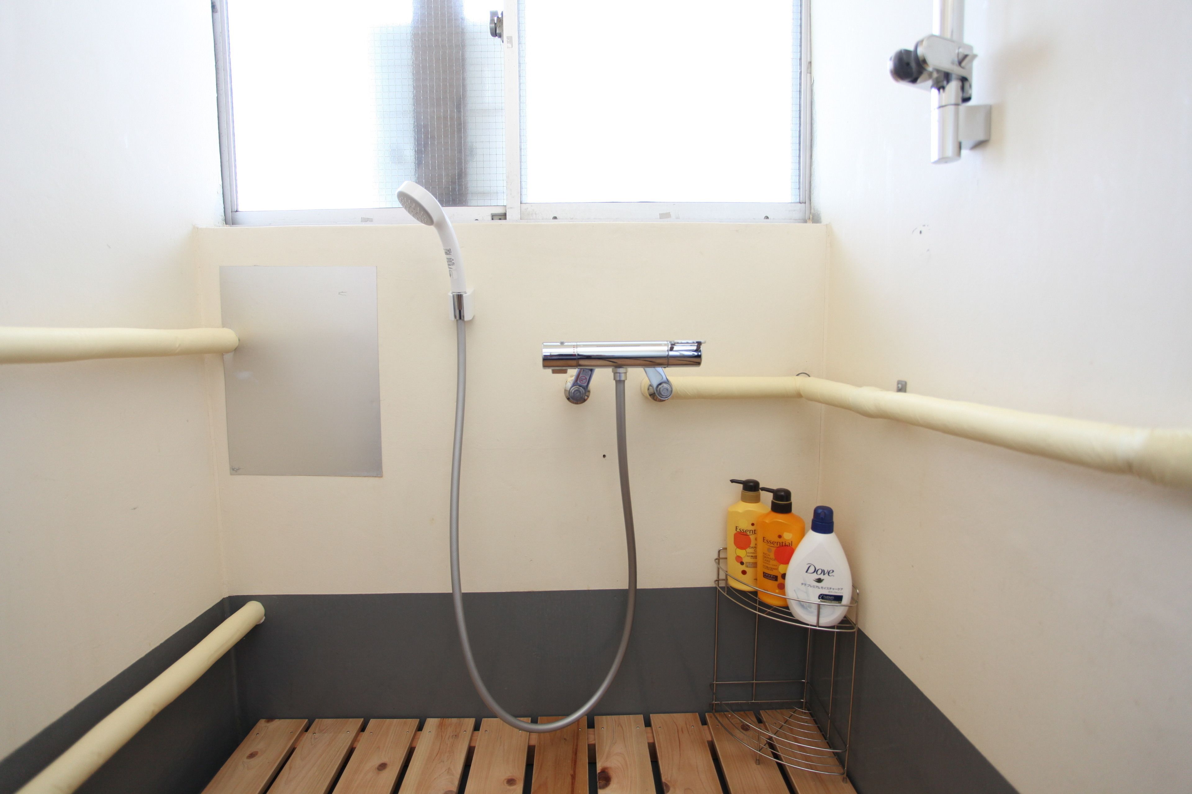 Dusche im Bad