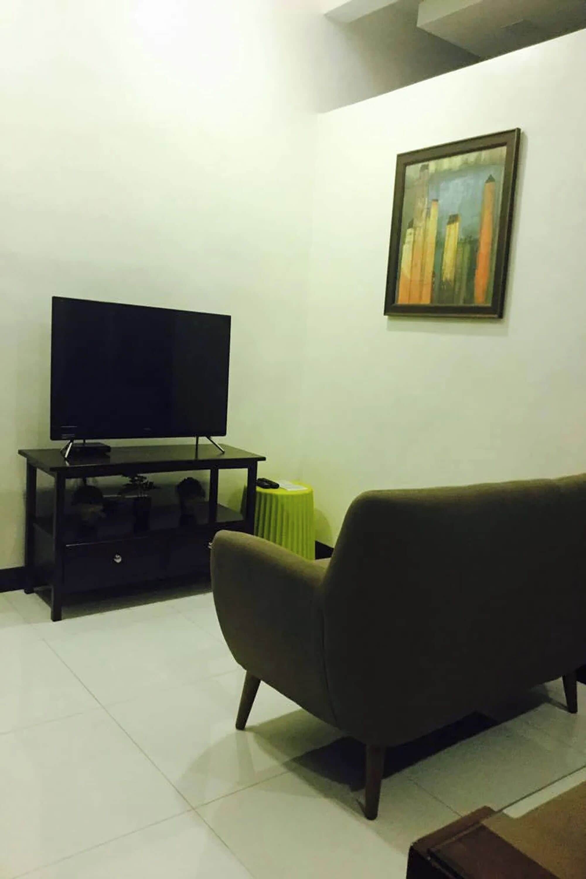 condo twin suite room | 1 bedroom, minibar, desk, free wifi