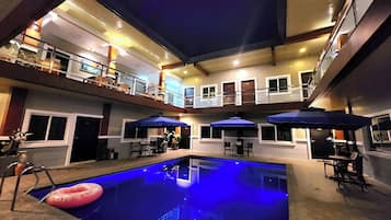 Piscina externa
