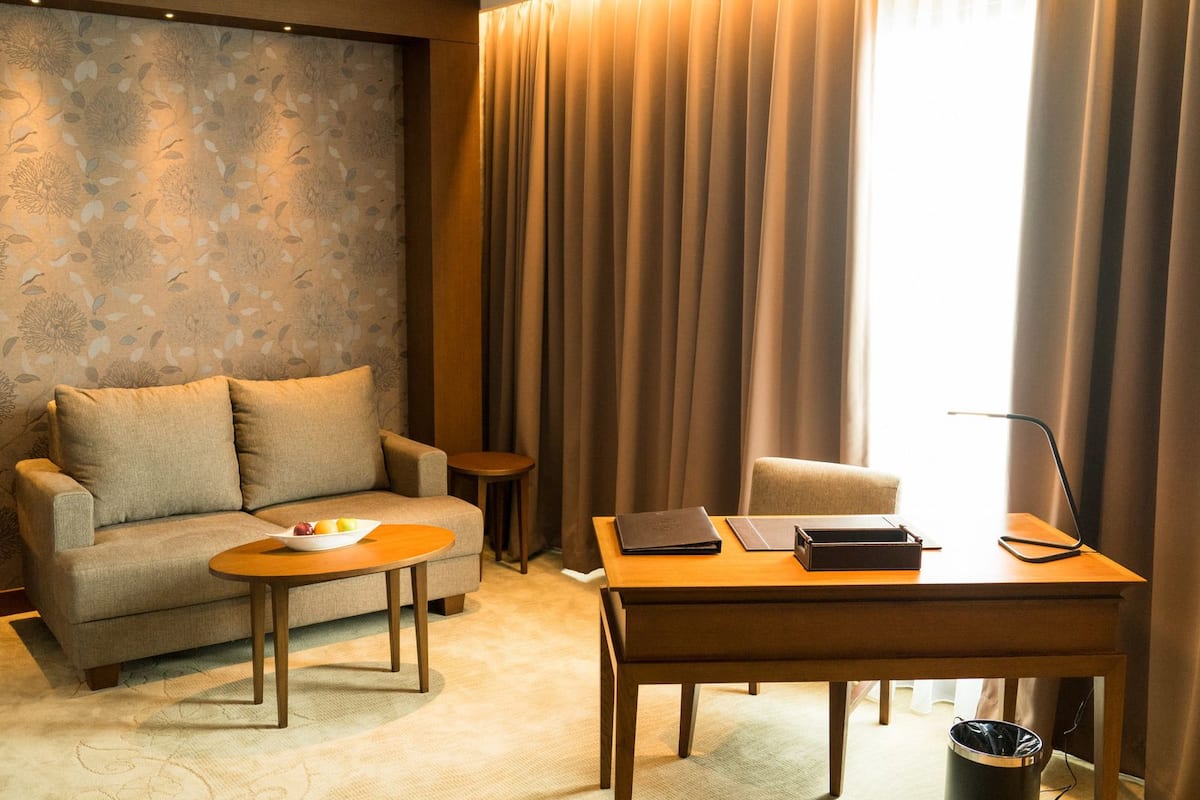 Club Room