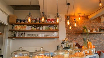 Coffee shop